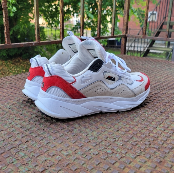 FILA Trigate - Picture 2 of 9